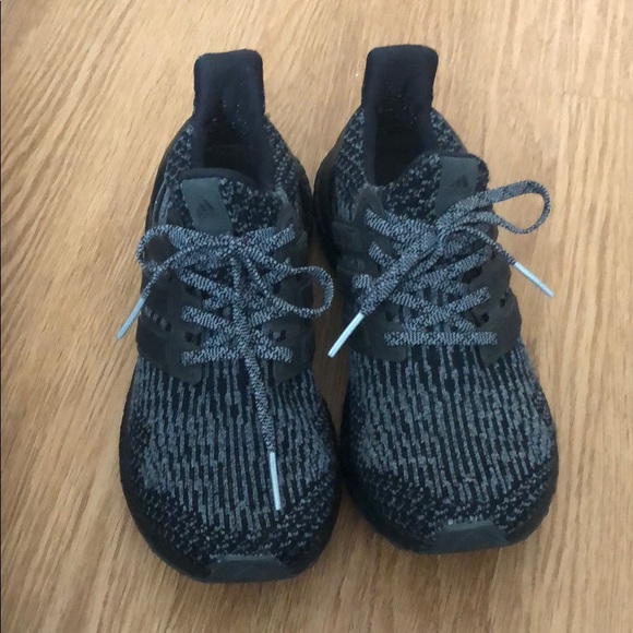 adidas Shoes - Adidas ultraboost